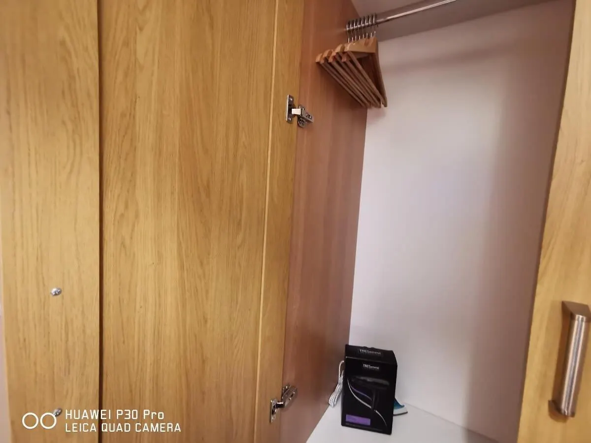 Very Central 1Bed New Refurbish 더블린