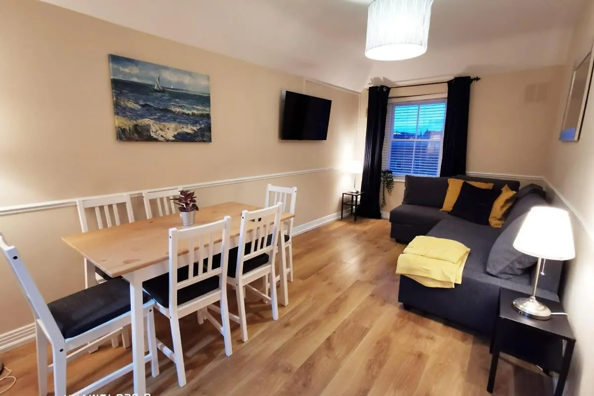Very Central 1Bed New Refurbish 더블린 아파트