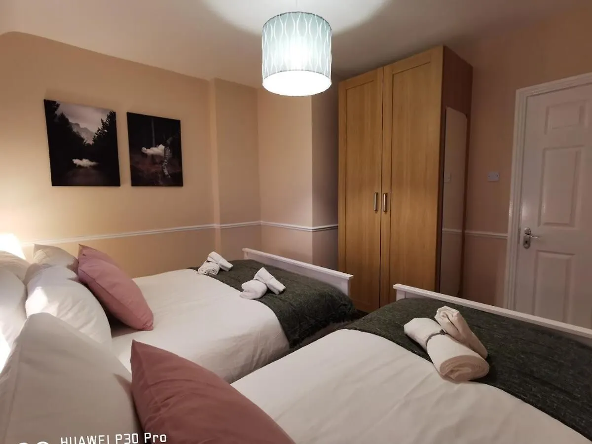Very Central 1Bed New Refurbish 더블린 0*,  아일랜드